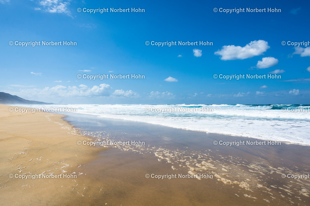 Reisefotografie - Spanien - Fuerteventura | Wunderschöner Strand im Süden der kanarischen Insel Fuerteventura.  - Realisiert mit Pictrs.com