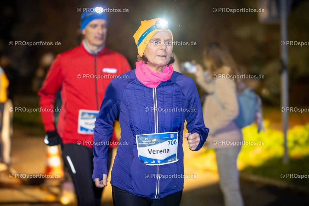 Martinslauf Sindorf 2023 in Kerpen-Sindorf, 09.11.2023 | Impressionen vom Martinslauf Sindorf 2023 am 09.11.2023 in Kerpen-Sindorf (Nordrhein-Westfalen).
