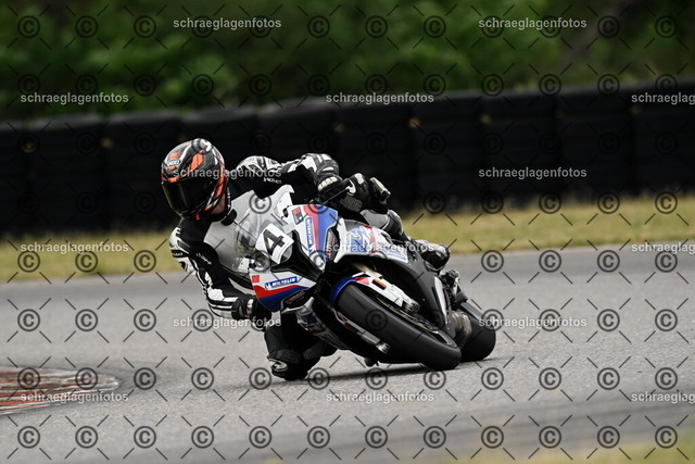 25bt02-1546 | markuskiefer.com - Realisiert mit Pictrs.com