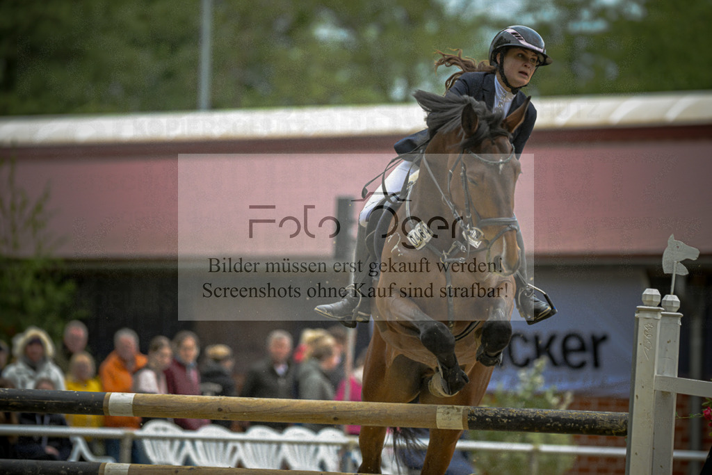 20240505-DOS_1321 | Entdecke hochwertige Reitturnierfotos von Foto Oger. Professionell, emotional und authentisch – jetzt Lieblingsmomente im Shop bestellen.Deutschlandweite Turnierfotografie. - Realisiert mit Pictrs.com
