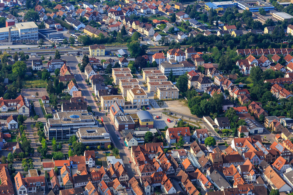 Luftbild: Im Stadtkern in Kandel im Bundesland Rheinland-Pfalz in Deutschland. Foto: IMG_108984.jpg vom 15.07.2018 durch Werner Riehm/FLY-FOTO.de