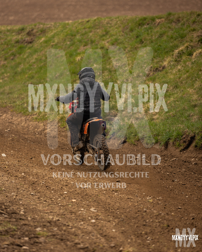 866A1044 | mxndyyvipix