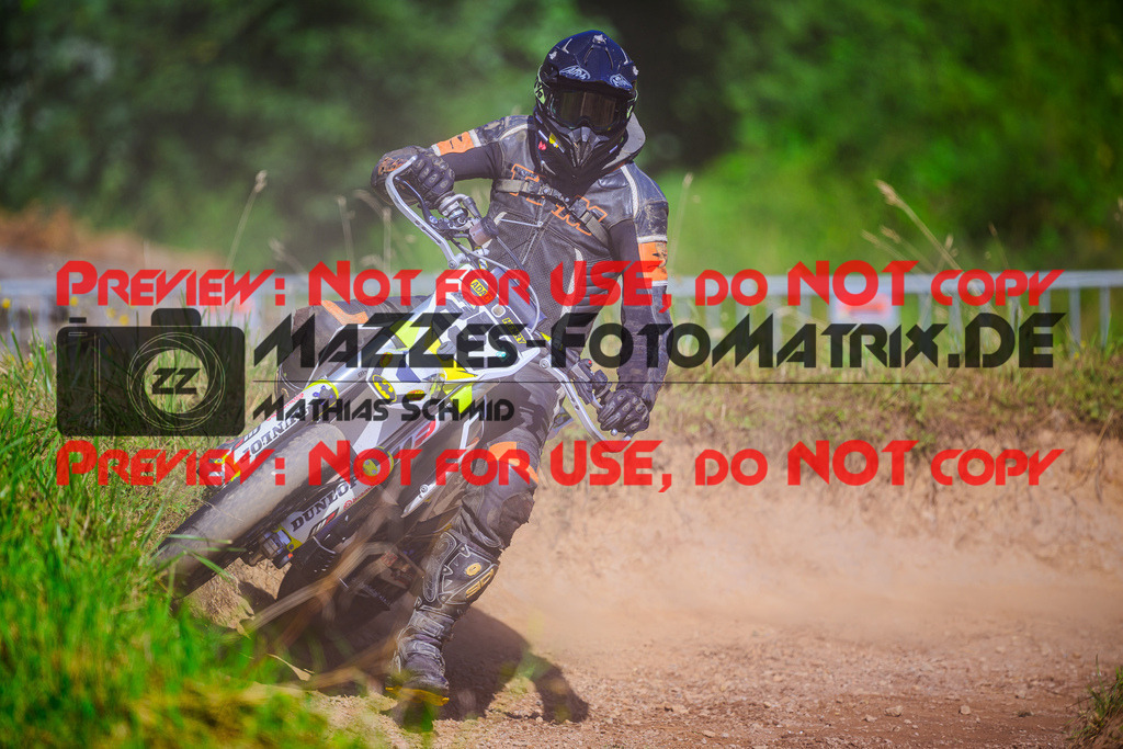 MaZZes_FotoMatrix_240816_6007705_6026 | UE40