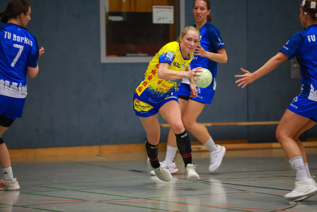 SVN_BorkenII_100525_094 | Bildergalerie von Sport-Ereignissen aber auch von weiteren spannenden Dingen - nicht nur vom Niederrhein. In Anlehnung an den bekannten Spruch von Hanns Dieter Hüsch heißt das Motto: "Niederrhein ist überall".  - Realisiert mit Pictrs.com