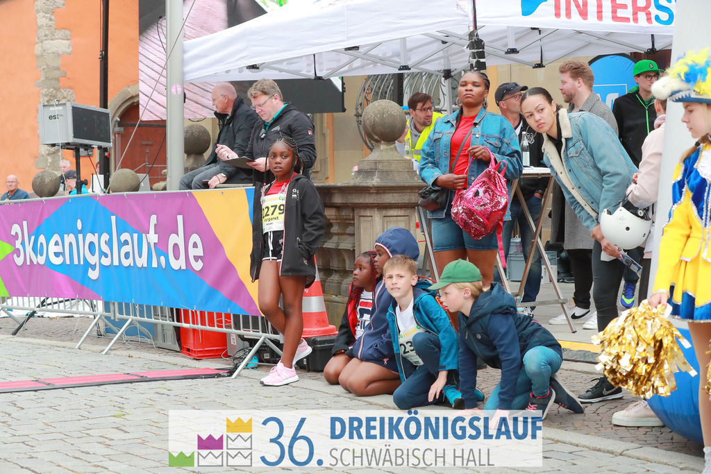 Stadtwerke Schüler und Jugendlauf 1,7km | 3koenigslauf 2022 Stadtwerke Schüler und Jugenlauf 1,7km - Realisiert mit Pictrs.com