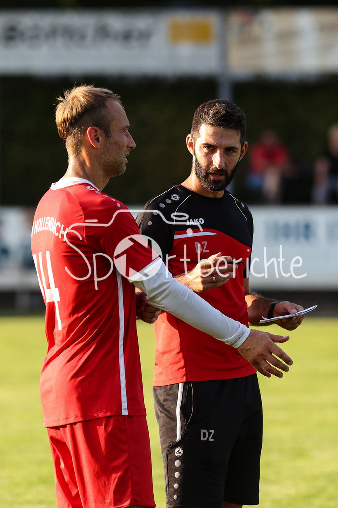 VfR Neuburg - TSV Hollenbach | Christoph BURKHARD (Hollenbach #14) / Daniel ZWECKBRONNER