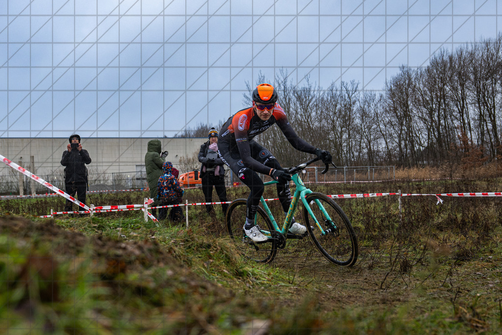 26. Stadler Weser-Ems Cup 2025/2026 - Silvestercross Melle | 31.12.25: 26. Stadler Weser-Ems Cup 2025/2026 - Silvestercross Melle / Melle / Deutschland  //   CREDIT:www.bullenfotos.de, Martin König, Hörner Weg 40, D-49078 Osnabrück, +4917663732967 // Nutzung und Weitergabe nur zu den vereinbarten Zwecken. Presseanfragen an Ersteller. Alle Rechte beim Ersteller. Honorierung nach MFM. - Realisiert mit Pictrs.com