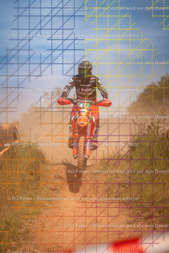 Wolfshausen 3 Lauf -677 | Sportfotografie von RO-Fotos: Motorsport, Motocross, Enduro, Laufveranstaltungen und Triathlon. Professionelle Fotos von Sportlern und Events. - Realisiert mit Pictrs.com