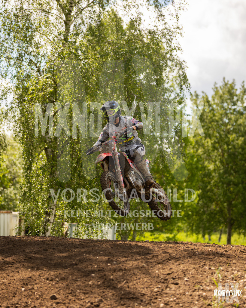 866A7090 | mxndyyvipix