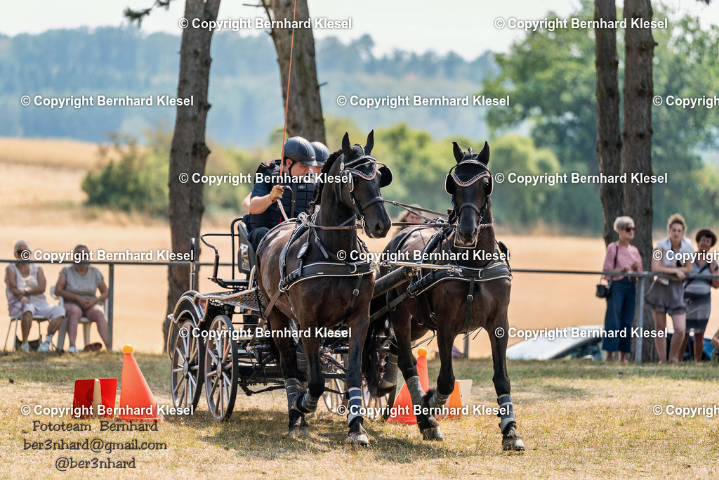 2A903261 | foto-team-bernhard - Realisiert mit Pictrs.com