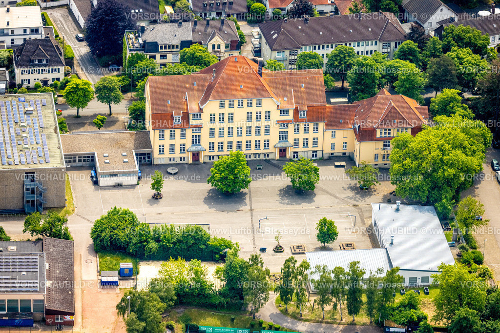 Hattingen250516916 | Luftbild, Gymnasium Waldstraße mit Schulhof, Hattingen, Ruhrgebiet, Nordrhein-Westfalen, Deutschland