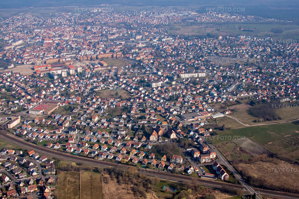 Aerial view: View of the town in Haguenau in the state Bas-Rhin, France.Photo: IMG_62842.jpg taken on 03/09/2014 by Werner Riehm/FLY-FOTO.comResolution of the original: 4752 x 3168 px