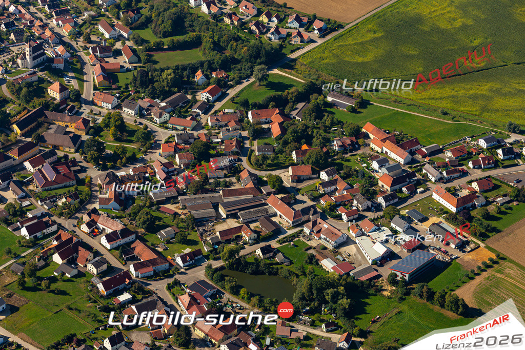 Das Luftbild der Stadt Tagmersheim wurde 2021 vom Flugzeug heraus erstellt (keine Drohne) Aufnahmehöhe ca.450 Meter- hohe Bildauflösung und Druck-Qualität garantiert!
