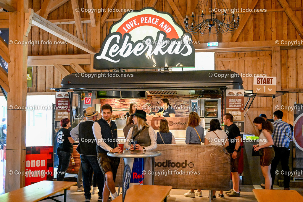 Boehmischer Fruehling_ Festival 2023_ 05.05.2023-20 | 05.05.2023, Ort im Innkreis, AUT, Boehmischer Fruehling, Festival 2023, im Bild Leberkas Woodfood