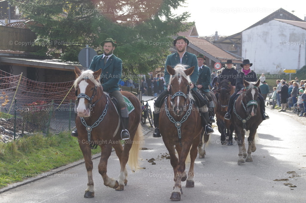 IMGP1011 | fotografiert von Axel PollmannLeonhardi Wallfahrt Benediktbeuern und Murnau, Fronleichnam, Fasching, Landschaft im Loisachtal und Benediktbeuern  - Realisiert mit Pictrs.com
