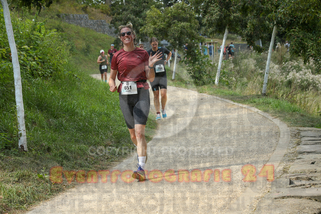 250824_1502_EX1_8353 | Sportfotografie im Rhein-Sieg Kreis, Köln, Bonn, NRW, Rheinland Pfalz, Hessen, etc. Unser Tätigkeitsfeld umfasst den Laufsport vom Volkslauf über den Marathon, Duathlon, Triathon bis zum Ultralauf wie Kölnpfad Ultra oder Schindertrail.