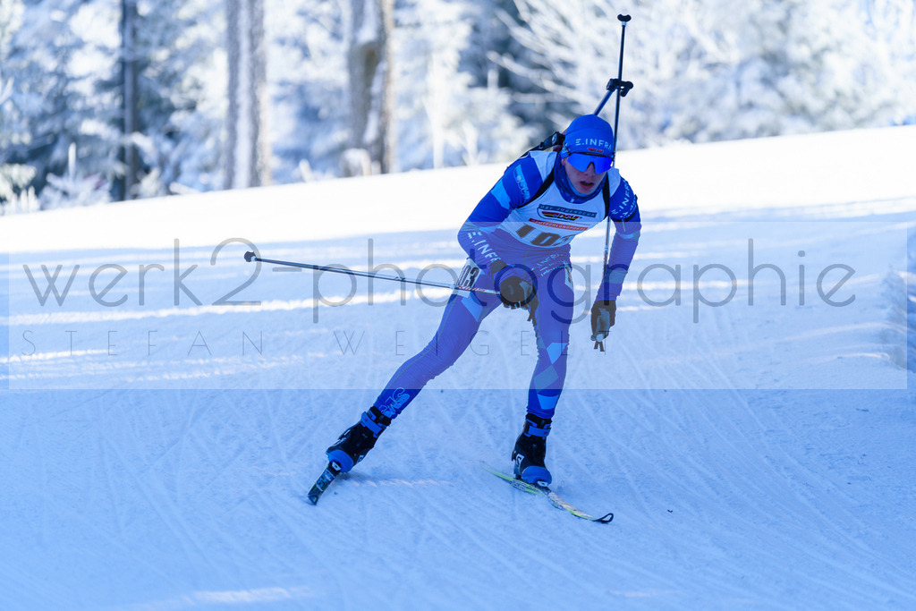 Deutschlandpokal Oberwiesenthal 13.-14.01.2024 | Am 13./14. Januar 2024 fand in der SPARKASSEN-Skiarena Oberwiesenthal der 3. DSV JOKA DEUTSCHLANDPOKAL Biathlon / Deutsche Jugend- und Juniorenmeisterschaft in der SPARKASSEN-Skiarena Oberwiesenthal statt.
