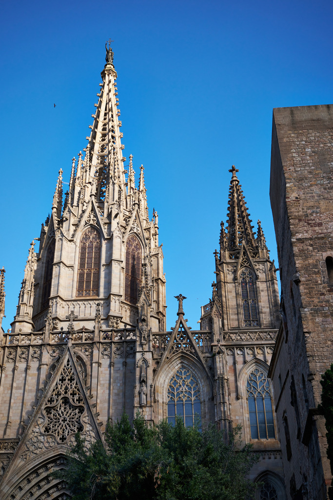 Kathedrale von Barcelona | Barcelona, Spanien - May 02, 2024: Kathedrale von Barcelona. - Realisiert mit Pictrs.com