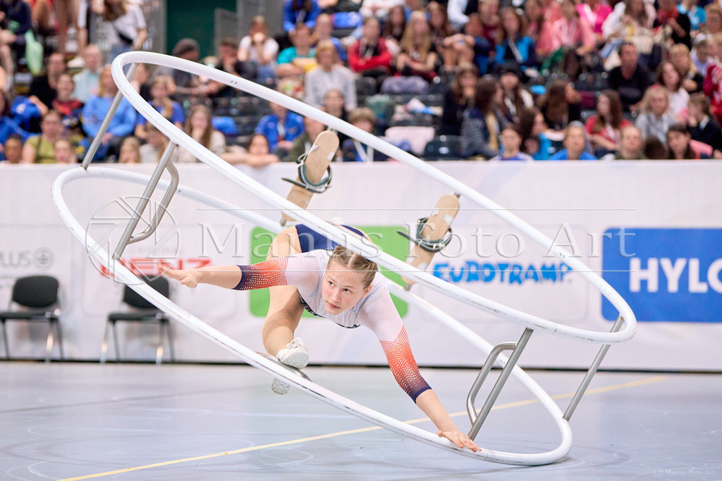 A-DSC03510 | Professionelle Sportfotografie in Hamburg, Schleswig-Holstein und Niedersachsen – spezialisiert auf Rhönrad, Geräteturnen, Leistungsturnen und rhythmische Sportgymnastik. Bundesweite Begleitung von Rhönrad-Events. Jetzt Sport-Fotos - Realisiert mit Pictrs.com