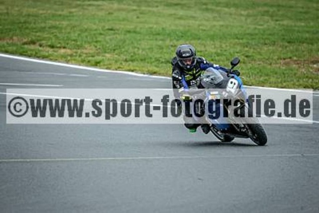 spof9497 | Professionelle Fotos von Sportveranstaltungen, aber auch Hochzeiten und anderen Events. - Realisiert mit Pictrs.com