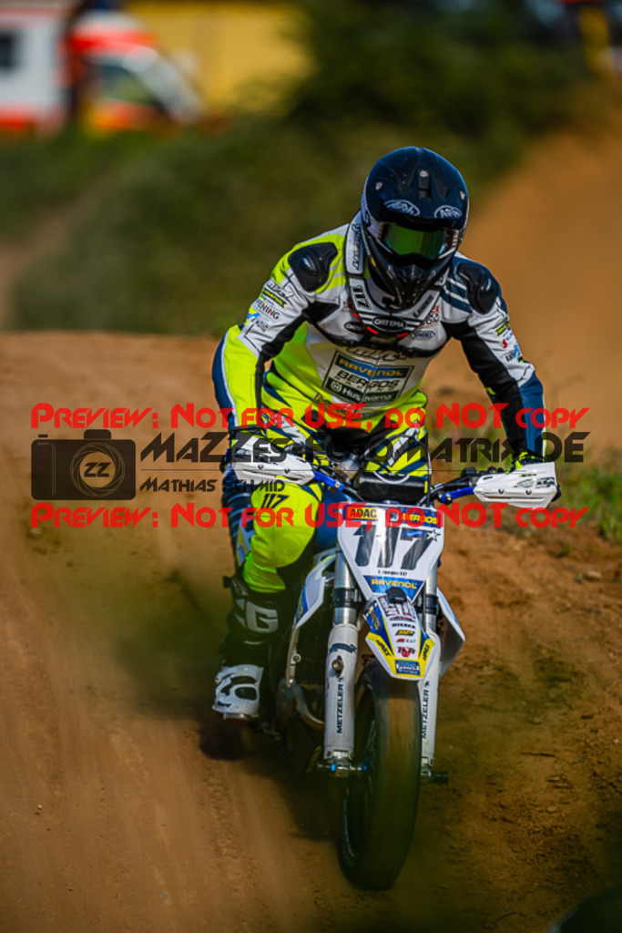 MaZZes_FotoMatrix_220528_5458 | Fotograf Mathias Schmid
Sportfotograf,
Eventfotograf,
Hochzeitsfotograf,
Portraitfotograf