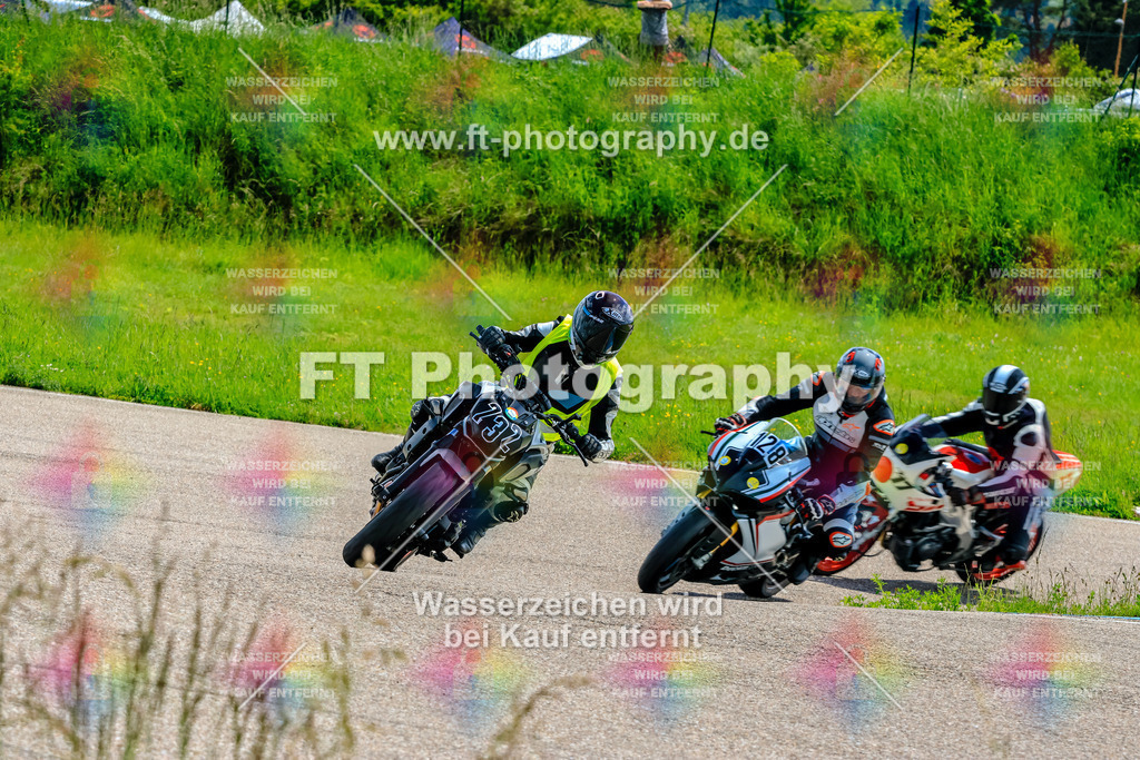 MotoTeam-0286 | Hier findet Ihr Bilder von Touristenfahrten auf der Nürburgring Nordschleife oder von anderen Veranstaltungen die ich besucht habe. Viel Spass beim Durch Schauen 