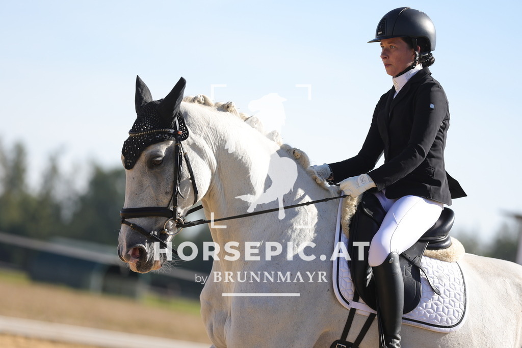 0P6A9326 | Willkommen bei Brunnmayr - Design & Fotografie – Ihrem Spezialisten für Reitturniere und Pferdeveranstaltungen in Oberösterreich, Salzburg und Bayern! Seit über 17 Jahren sind wir leidenschaftlich dabei.