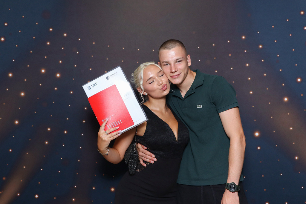 ZD260628112736-59 | Fotoshop von zweidimensional Fotografie. Ihr Fotograf im Aargau. Abzüge von Ihrem Fotobox Event bestellen.Abzüge von Ihrem Hochzeit bestellen.Abzüge von Ihrem Schulfotograf bestellen.