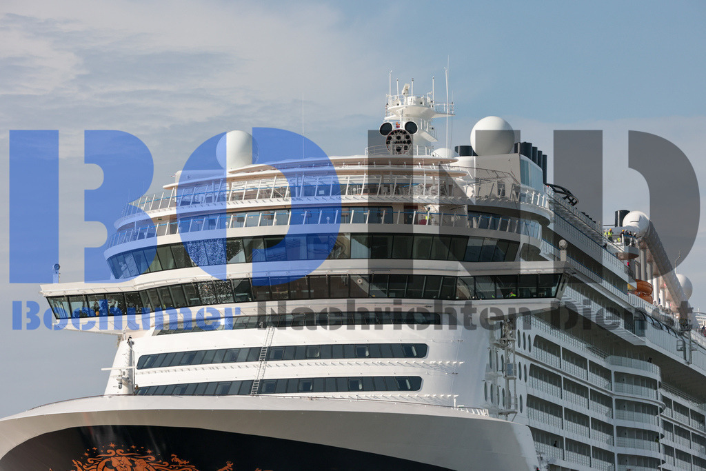 SES_EMDDIS20250920-72 | bond - Realisiert mit Pictrs.com