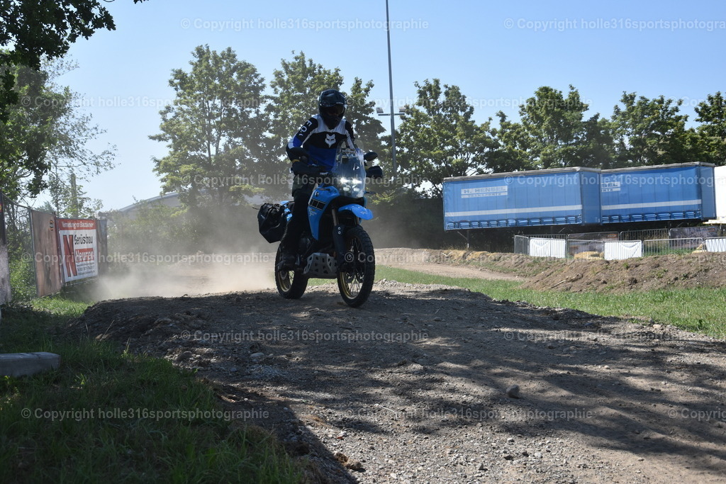 DSC_0161 | Sportfotografie , Motorsport, Motoross, Reitsport, Mointainbike, Enduro,
Landschaft , Outdoor, Eventfotografie, Landschaft, Bilder online bestellen - Realisiert mit Pictrs.com