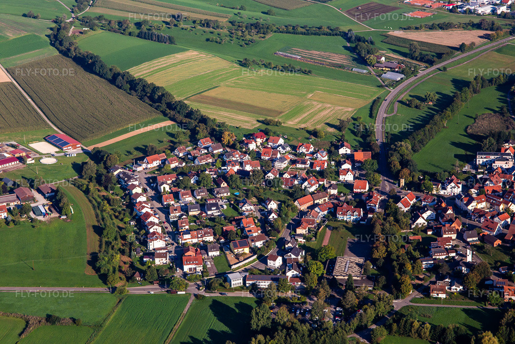 Luftbild: Ortsansicht von Südosten im Ortsteil Unterbrüden in Auenwald im Bundesland Baden-Württemberg in Deutschland. Foto: IMG_138595.jpg vom 16.09.2023 durch Werner Riehm/FLY-FOTO.de
