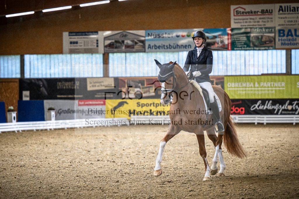 DOS_0526 | Entdecke hochwertige Reitturnierfotos von Foto Oger. Professionell, emotional und authentisch – jetzt Lieblingsmomente im Shop bestellen.Deutschlandweite Turnierfotografie. - Realisiert mit Pictrs.com