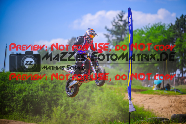 MaZZes_FotoMatrix_240512_6021986_3641 | UE40