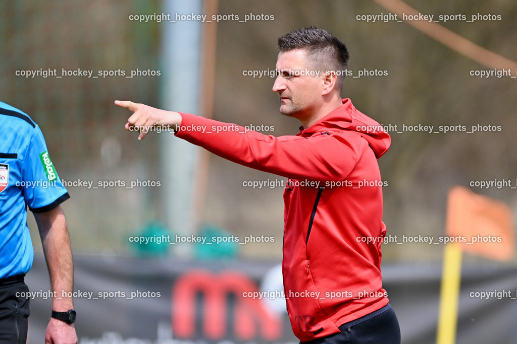 SV Rothenthurn vs. FC Dölsach | Headcoach SV Rothenthurn Hannes Truskaller, SV Rothenthurn vs. FC Dölsach, SV Rothenthurn vs. FC Dölsach am 04.04.2026 in Rothenthurn (Sportplatz Rothenthurn), Austria, (Photo by Bernd Stefan)