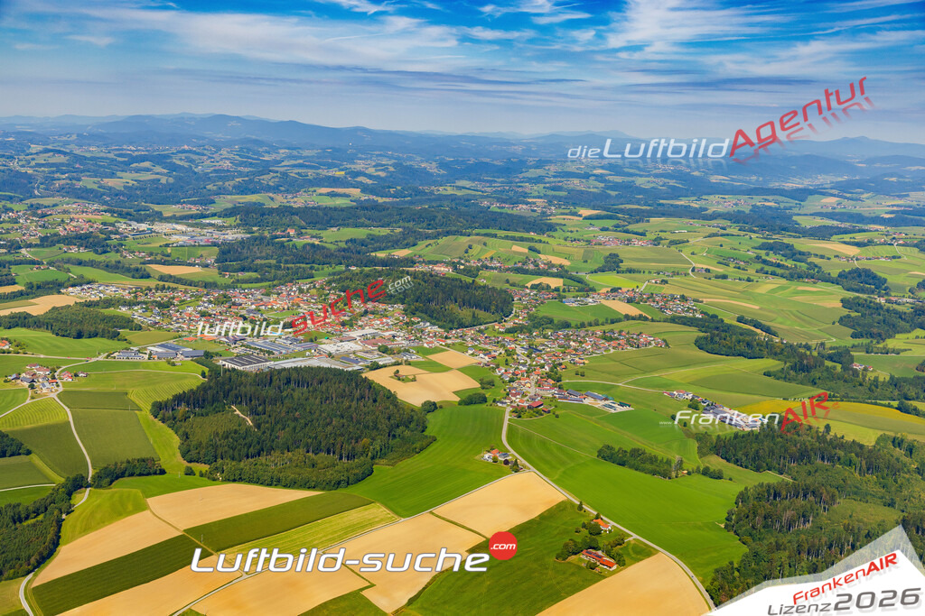 Luftaufnahme von Büchlberg Vs Google Maps- Die Luftaufnahme wurde 2025 vom UL-Flugzeug heraus erstellt ( keine Drohne ) - Hochauflösende Luftaufnahme - für professionelle Ausdrucke geeignet. Die Geschenkidee !Mit Lizenz und Bildrechte bestellbar