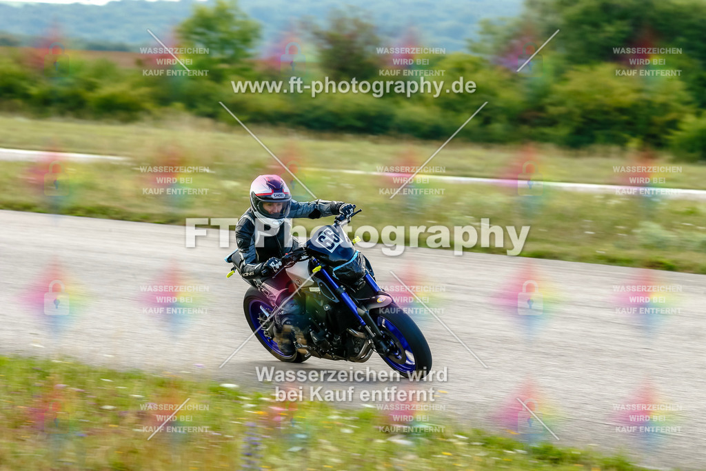 Chambley Juli-0164 | Hier findet Ihr Bilder von Touristenfahrten auf der Nürburgring Nordschleife oder von anderen Veranstaltungen die ich besucht habe. Viel Spass beim Durch Schauen 