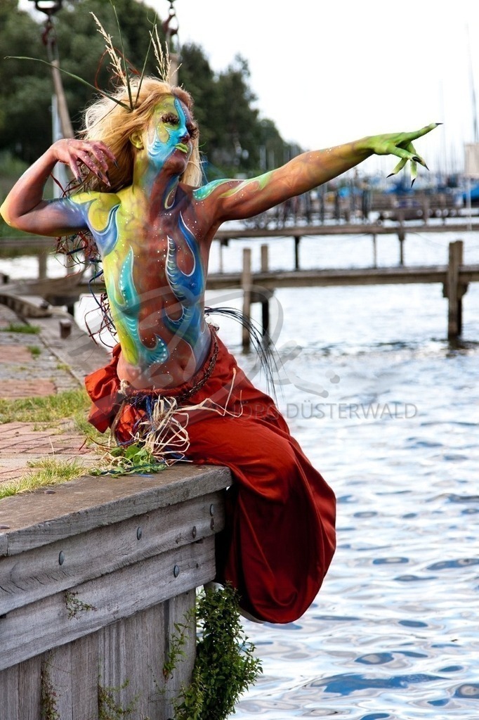 Bodypainting-UFERNIXE_9855 | #005 | Modell: Yvonne | Foto: Alexander Große-Strangmann - Realisiert mit Pictrs.com
