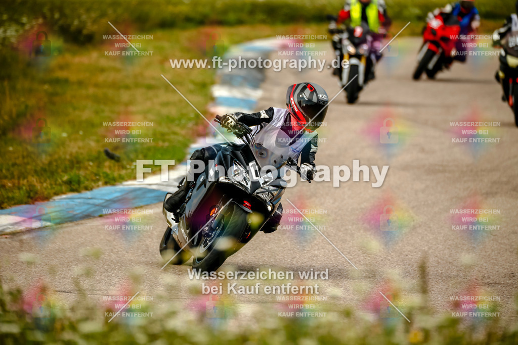 Chambley Juli-0871 | Hier findet Ihr Bilder von Touristenfahrten auf der Nürburgring Nordschleife oder von anderen Veranstaltungen die ich besucht habe. Viel Spass beim Durch Schauen 