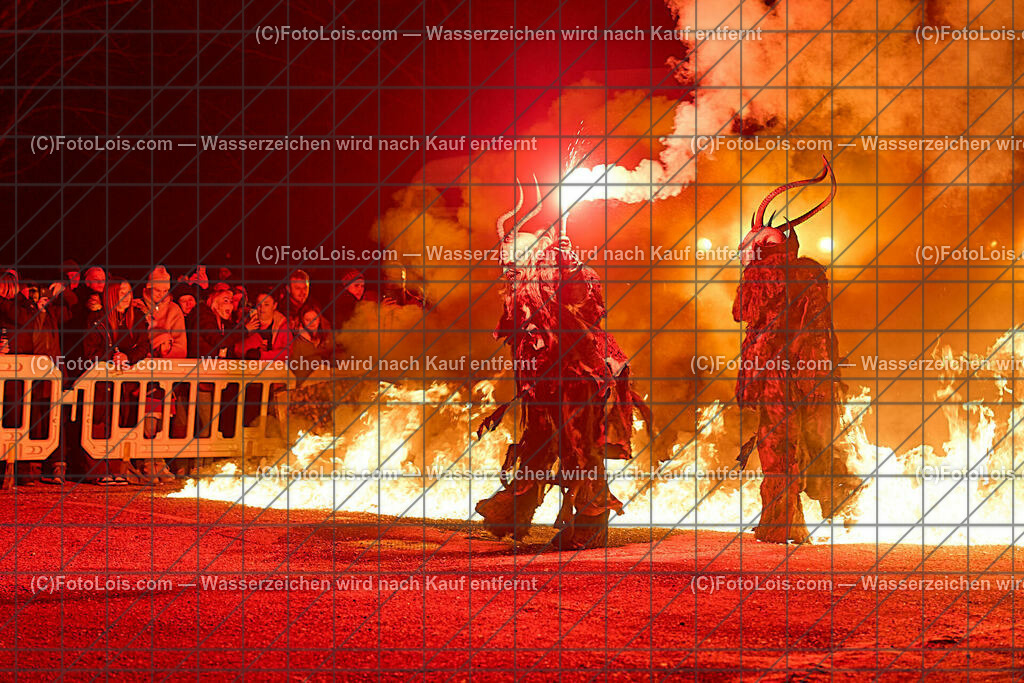 ALP8256_PerchtengruppenTreffen Gaming | (C)FotoLois.com, Alois Spandl. Perchtengruzppentreffen in Gaming am Badparkplatz, Fr 5. Januar 2024.