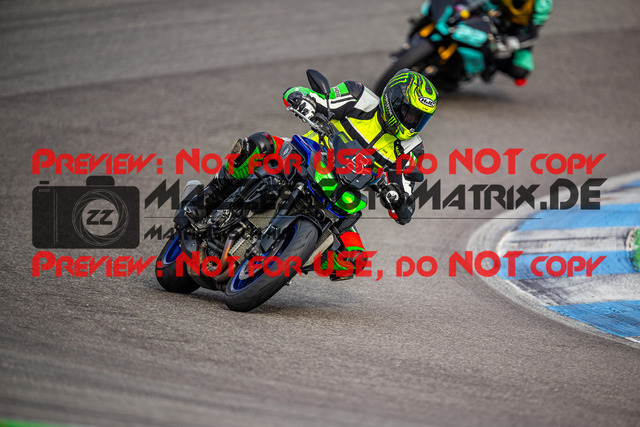 MaZZes_Fotomatrix_20240317_6007705_4926 | Fotograf Mathias Schmid
Sportfotograf,
Eventfotograf,
Hochzeitsfotograf,
Portraitfotograf