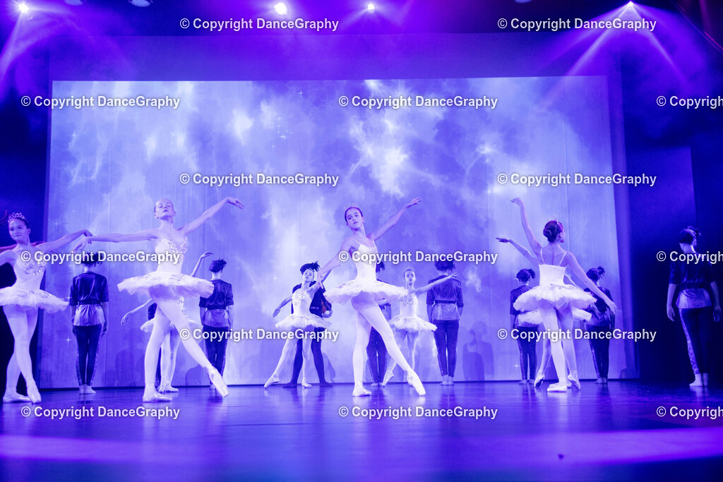 GPHY2793 | DanceGraphy - Realisiert mit Pictrs.com