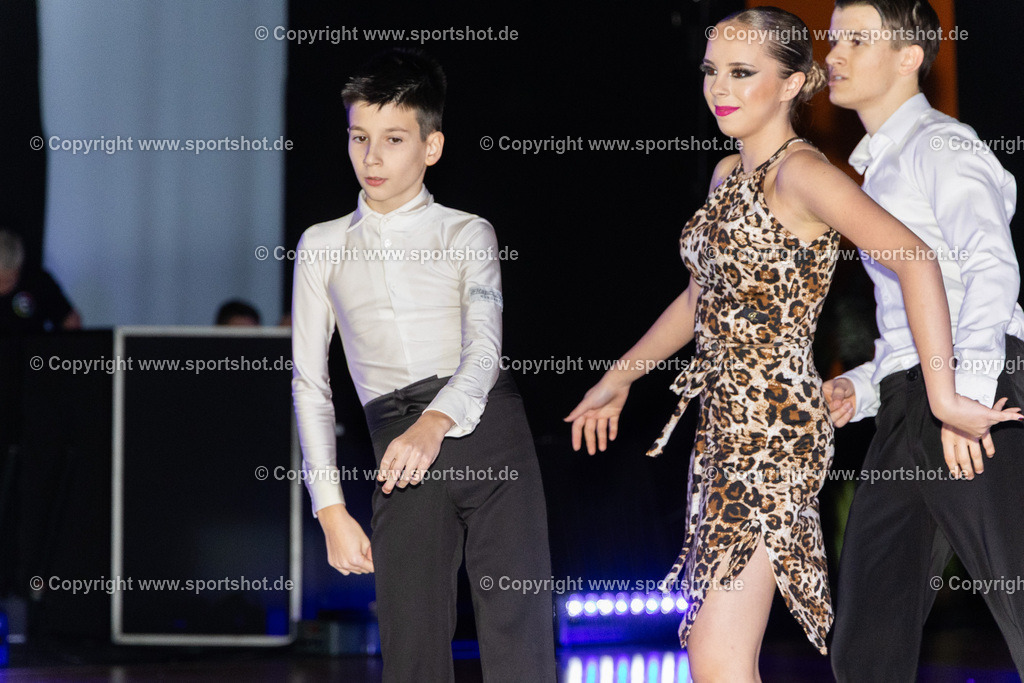 AR6_0547 | Rund um das Thema Sport-Event-Fotografie & individuelle Teilnehmerfotos. Jeder Teilnehmer wird fotografiert.