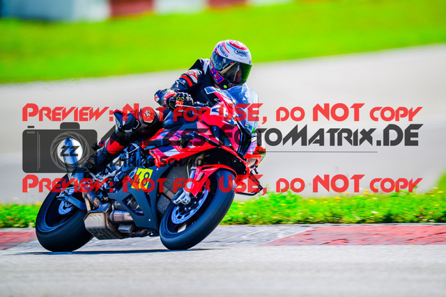 MaZZes_FotoMatrix_240911_6007705_9176 | GRUEN