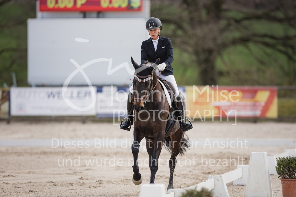 230410_Frühlingsfest_Dressurreiter-L-641 | Deine schönsten Turniermomente als professionelle Fotos! Entdecke hochwertige Pferdesport-Fotografie im Online-Shop. Jetzt Fotos finden & bestellen!