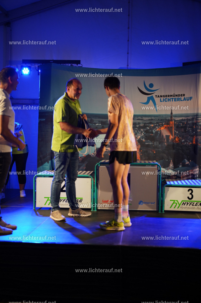 FSC00368 | Lichterlauf  - Realisiert mit Pictrs.com