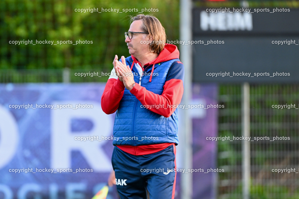 SAK vs. ATUS Velden 19.4.2024 | Headcoach SAK Richard Huber, SAK vs. ATUS Velden 19.4.2024, SAK vs. ATUS Velden am 19.04.2024 in Klagenfurt (Sportpark Welzenegg), Austria, (Photo by Bernd Stefan)