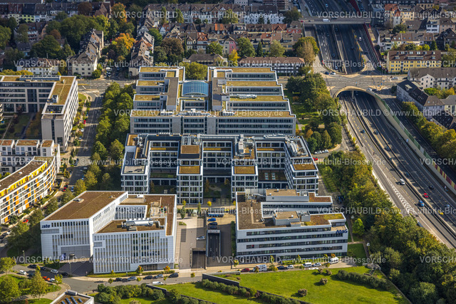 Essen241002030 | Luftbild, Gewerbegebiet Messeallee, mit Hochtief AG und Brenntag International Chemicals GmbH, Rüttenscheid, Essen, Ruhrgebiet, Nordrhein-Westfalen, Deutschland