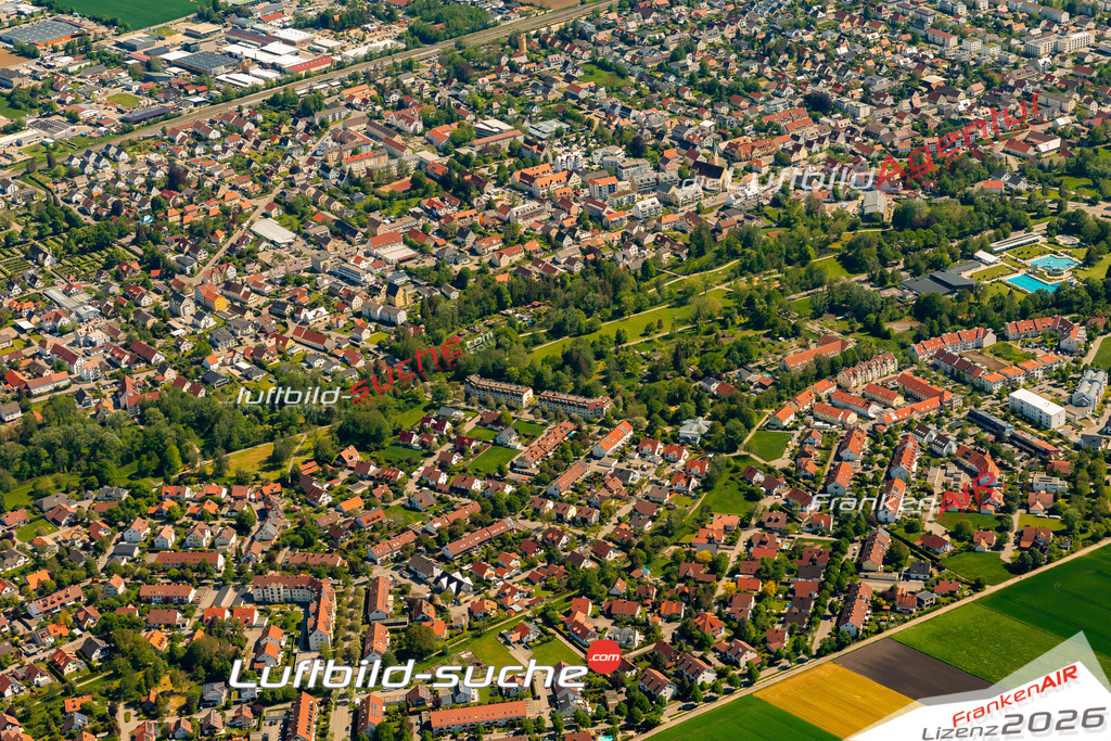 Das Luftbild zeigt :  Bobingen - Die Luftaufnahme wurde 2024 vom UL-Flugzeug aus erstellt ( keine Drohne ) - Hochauflösende Luftaufnahme - Für grossformatige Ausdrucke geeignet. Die Geschenkidee !Mit Lizenz und Bildrechte bestellbar