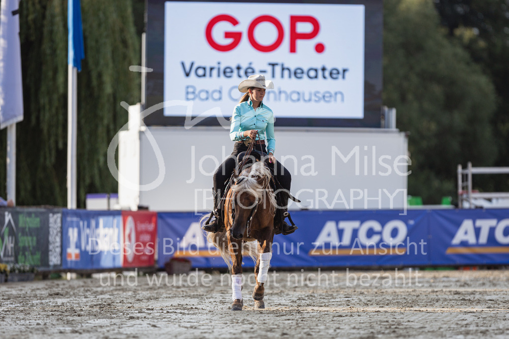 230728_BHO_Showprogramm-562 | Deine schönsten Turniermomente als professionelle Fotos! Entdecke hochwertige Pferdesport-Fotografie im Online-Shop. Jetzt Fotos finden & bestellen!