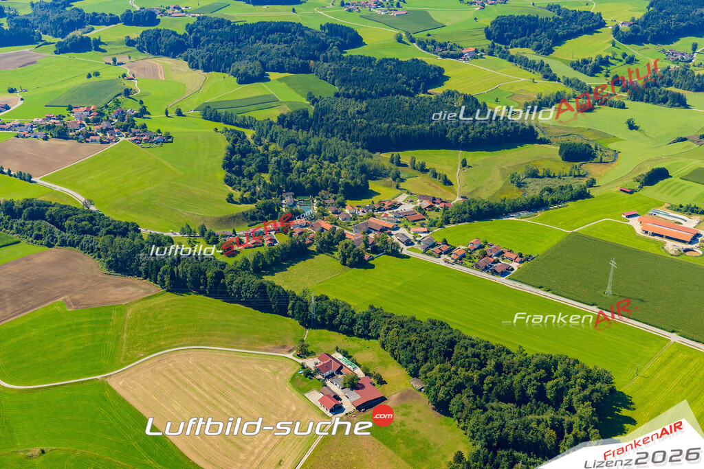 Mühlen Vachendorf Bild- Das Luftbild wurde 2025 vom UL-Flugzeug heraus erstellt ( keine Drohnen Bilder! ) - Hochauflösende Luftaufnahme -Nicht vergleichbar mit Google Maps oder Satelittenbilder- Die Geschenkidee !Mit Lizenz und Bildrechte bestellbar